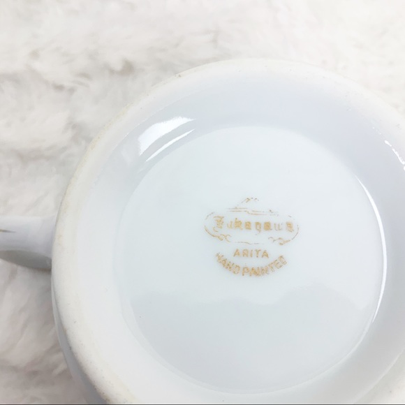 Vintage Fukagawa Arita white flower gold leaf sugar bowl missing lid - Picture 7 of 7